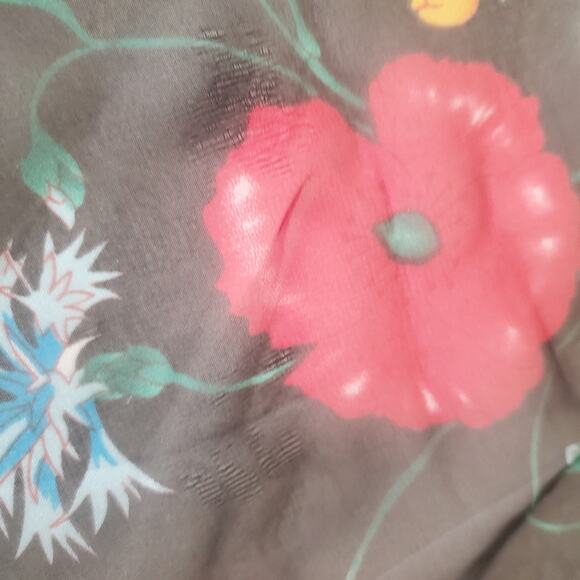 Stunning Made in Italy 100% Silk Floral Scarf Pareo Shawl 76x42 inches - Picture 9 of 13